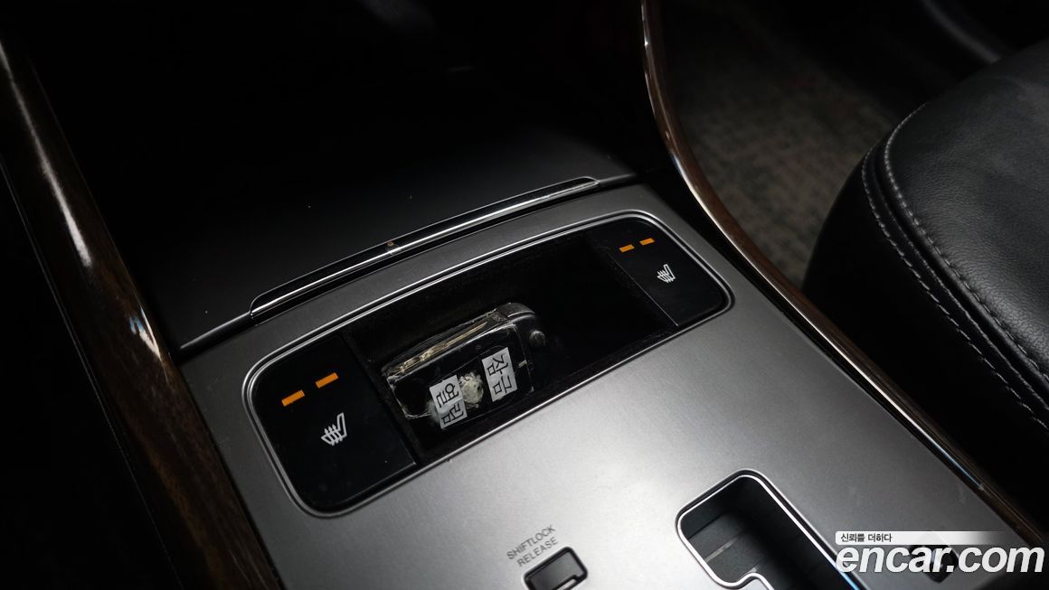 Hyundai Grandeur 2010