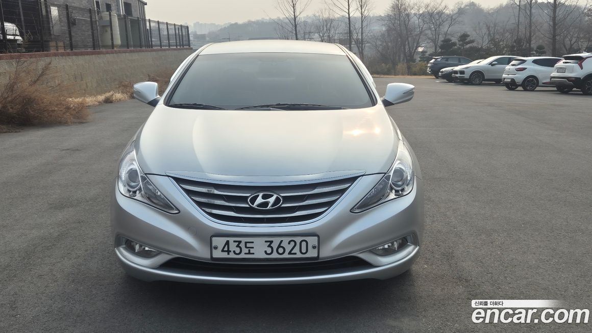 Hyundai Sonata 2012