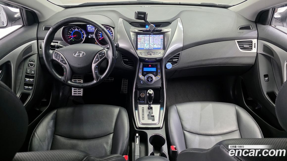 Hyundai AVANTE 2014