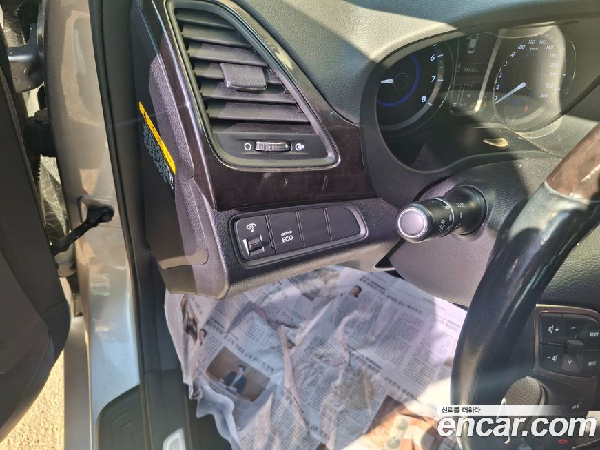 Hyundai Grandeur 2012