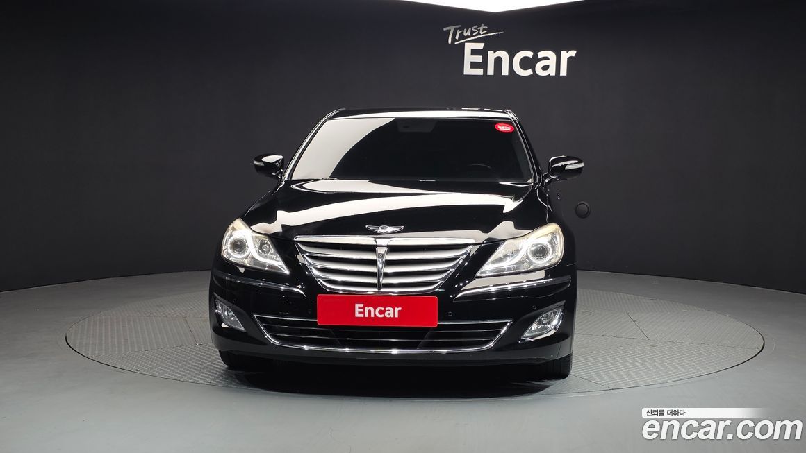 Hyundai Genesis 2012