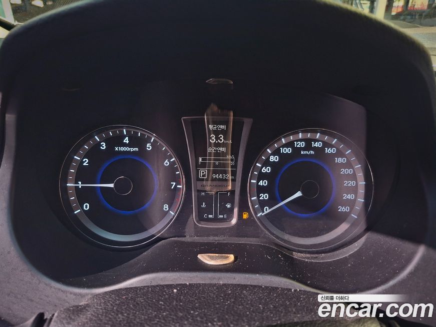 Hyundai Grandeur 2012