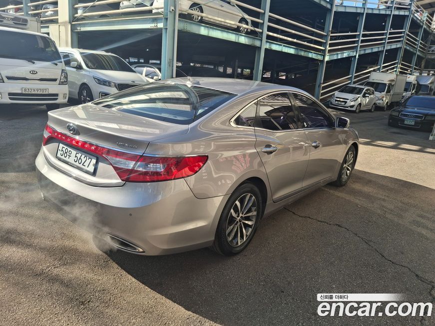 Hyundai Grandeur 2012