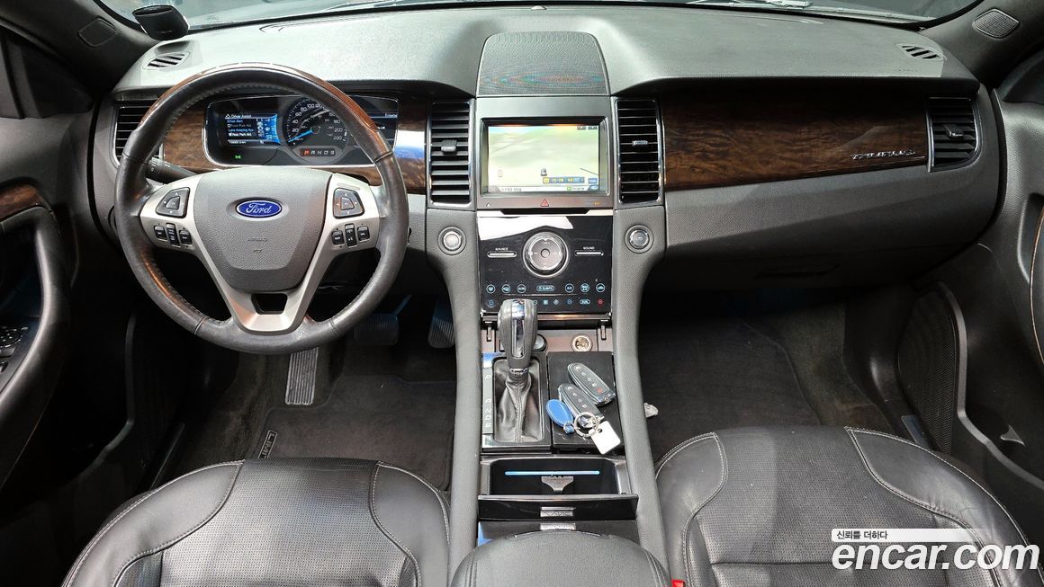 Ford Taurus 2014