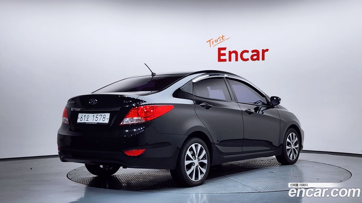 Hyundai Accent 2014
