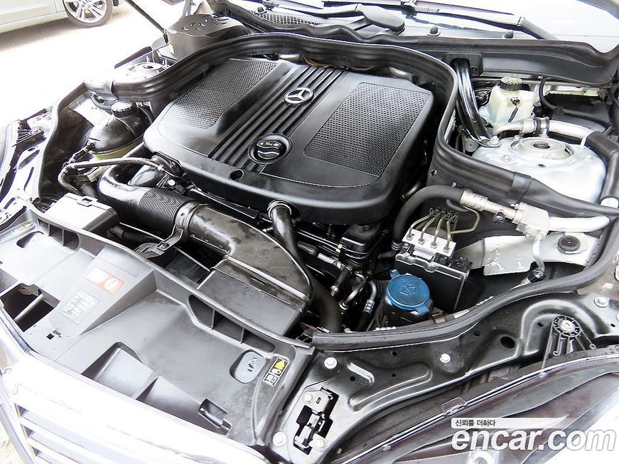 Mercedes-Benz E-Class 2013