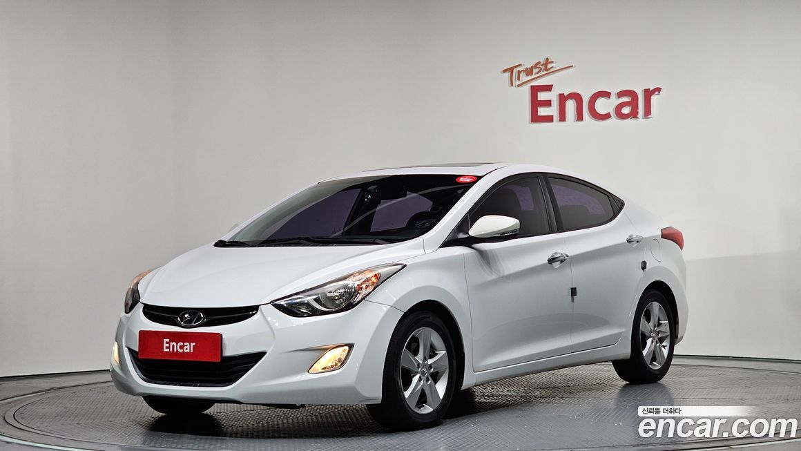 Hyundai AVANTE 2012
