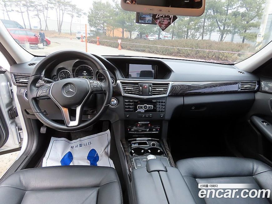 Mercedes-Benz E-Class 2013