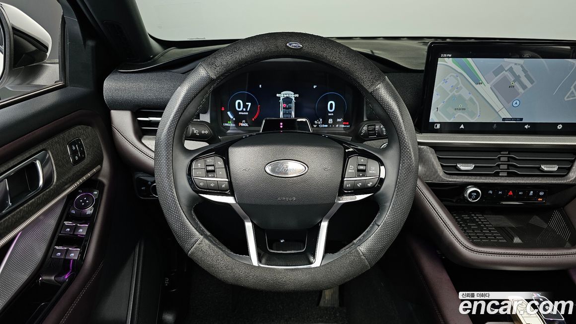 Ford Explorer 2025
