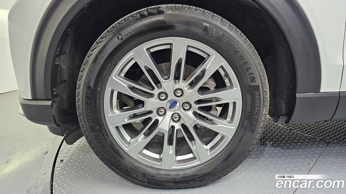 Ford Explorer 2025