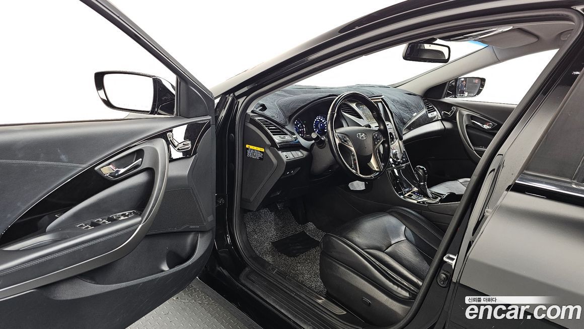 Hyundai Grandeur 2012