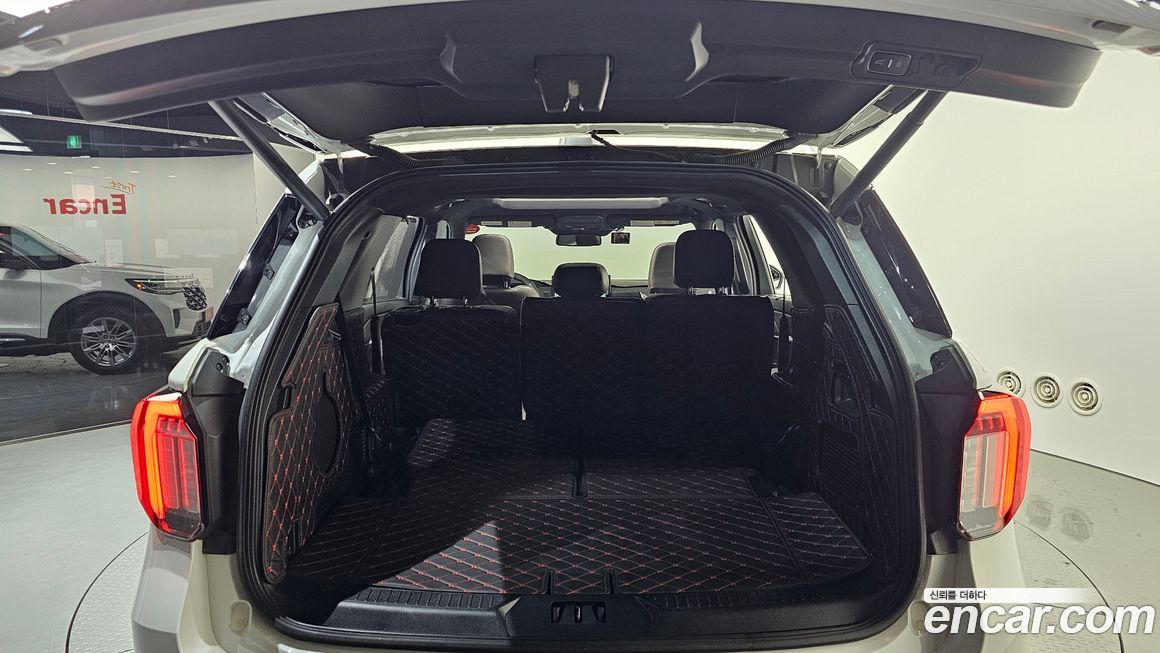 Ford Explorer 2025