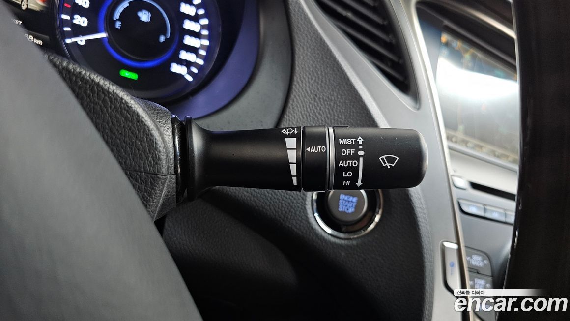 Hyundai Grandeur 2012