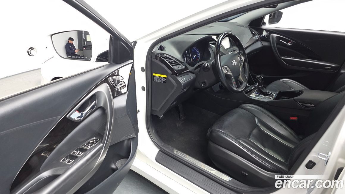 Hyundai Grandeur 2014