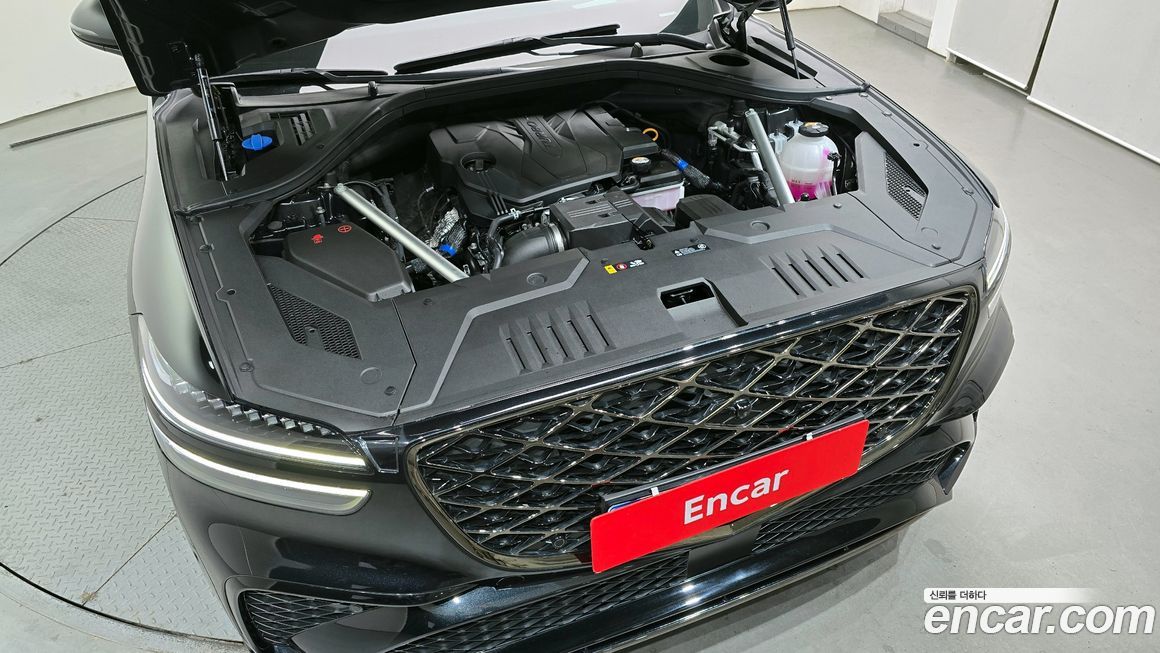 Genesis GV70 2025