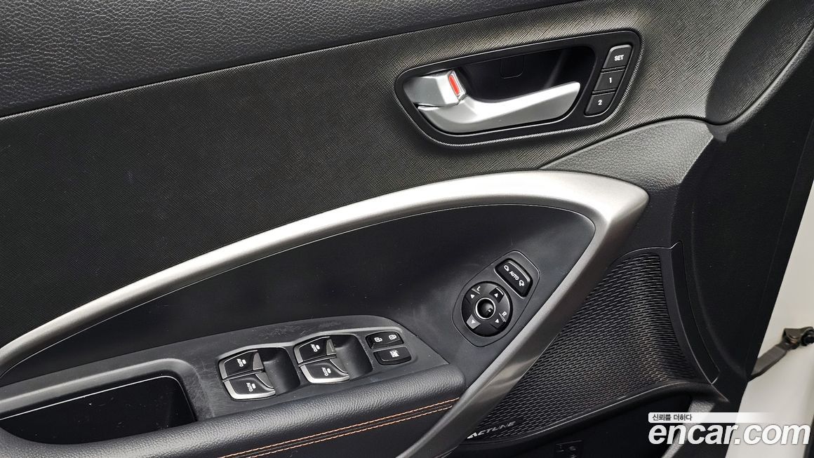 Hyundai Santafe 2015