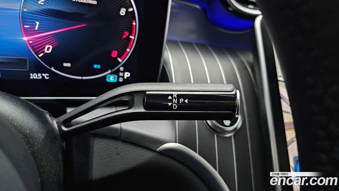 Mercedes-Benz GLC-Class 2024