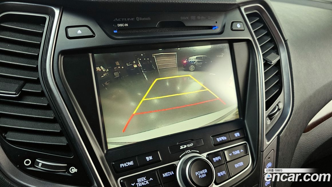 Hyundai Santafe 2015