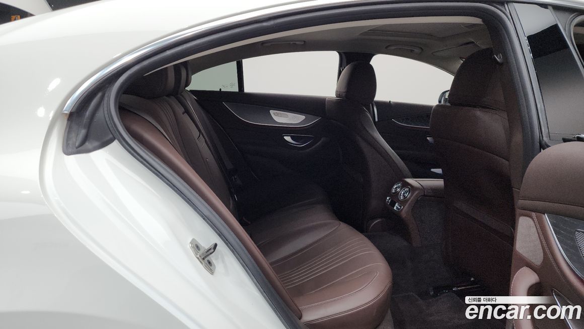 Mercedes-Benz CLS-Class 2021