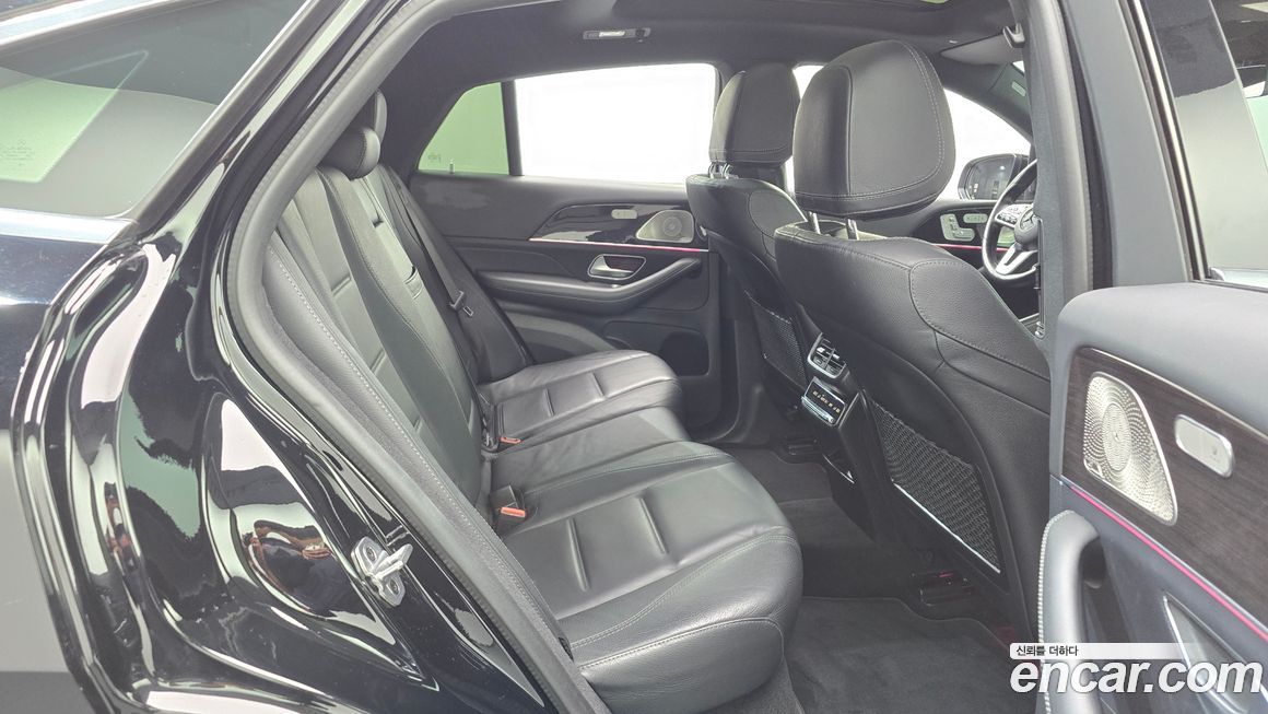 Mercedes-Benz GLE-Class 2021