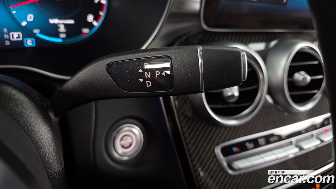 Mercedes-Benz GLC-Class 2021