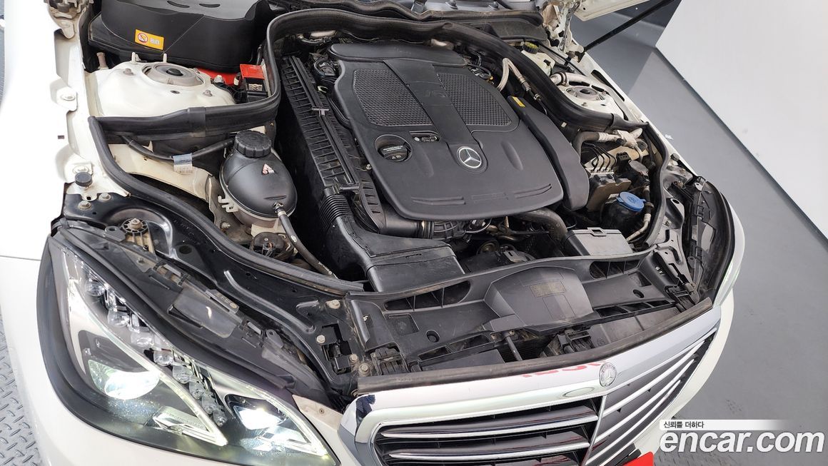 Mercedes-Benz E-Class 2016