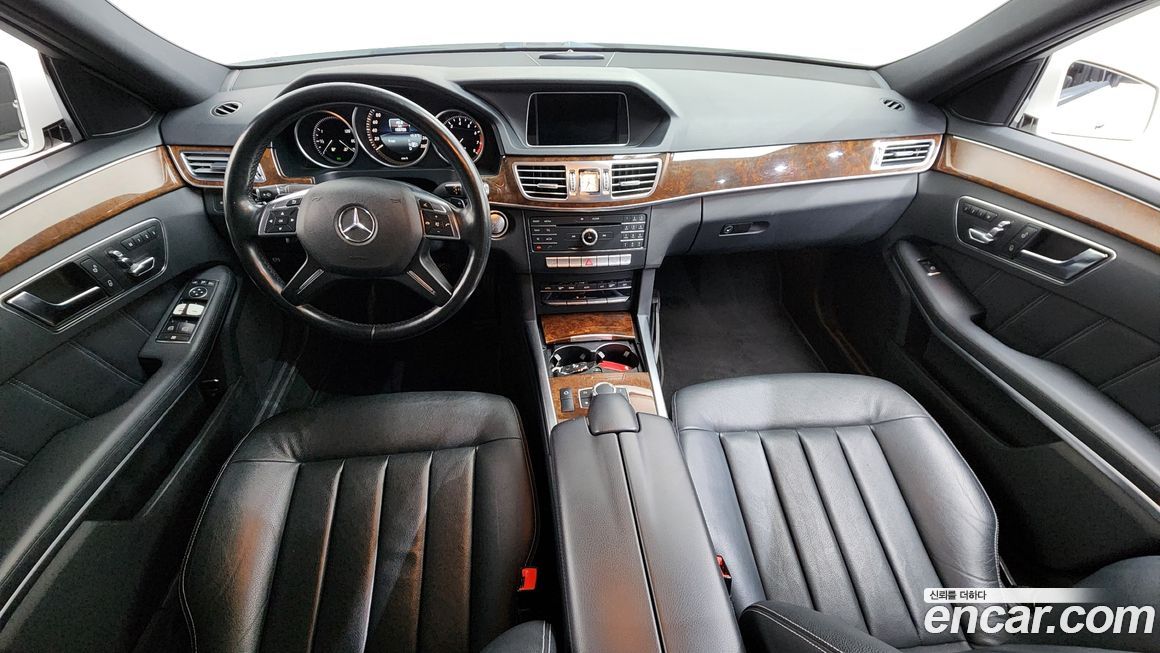 Mercedes-Benz E-Class 2016