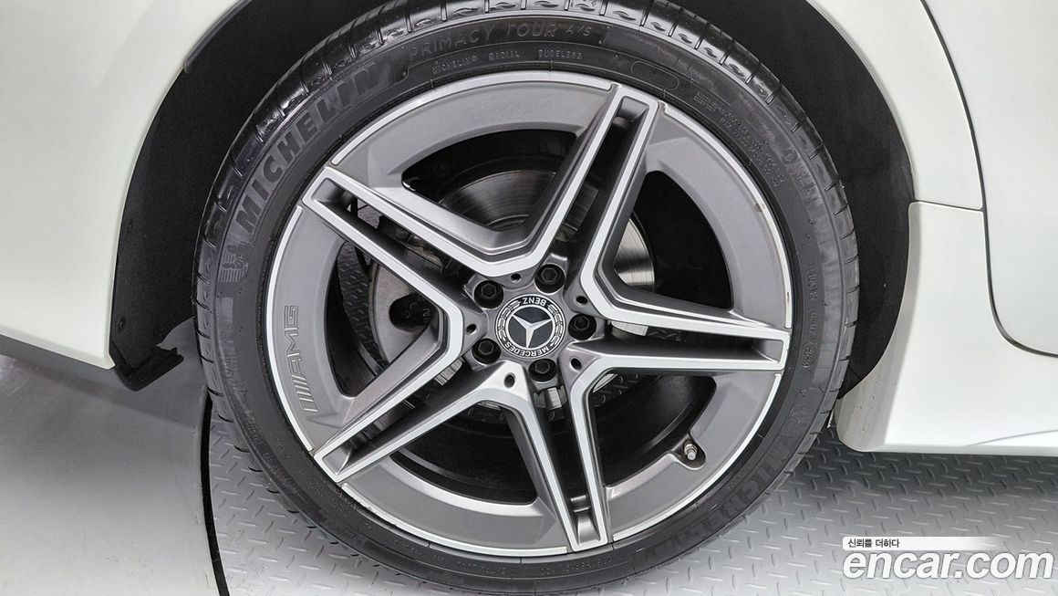 Mercedes-Benz CLS-Class 2023