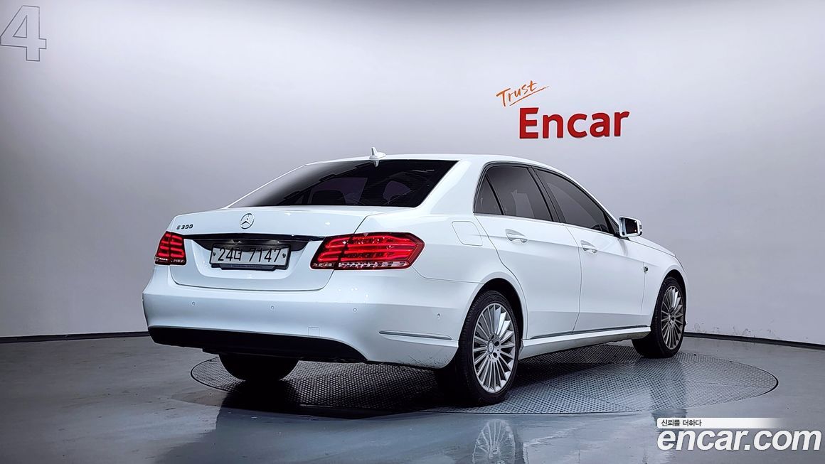 Mercedes-Benz E-Class 2016