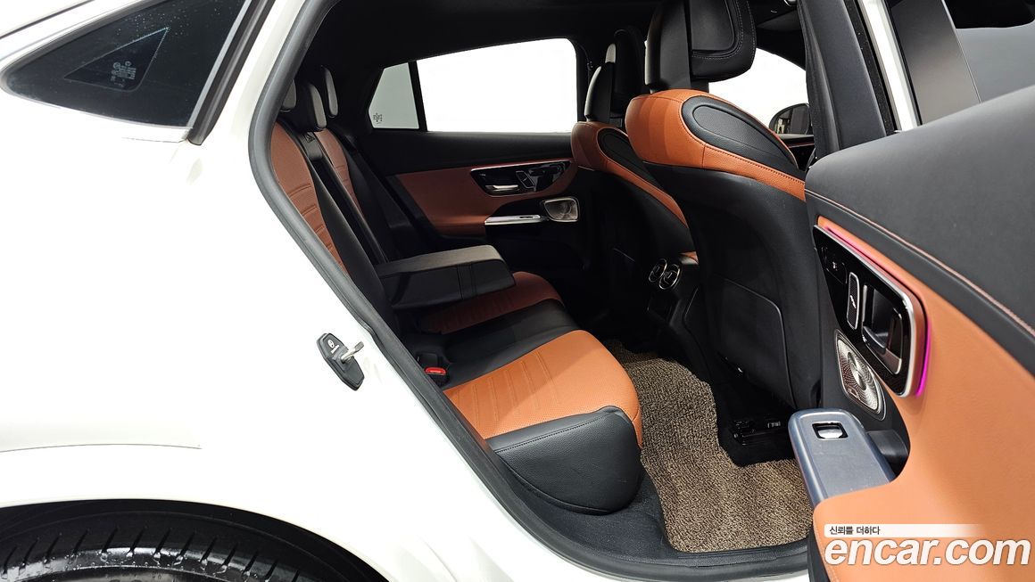 Mercedes-Benz GLC-Class 2024