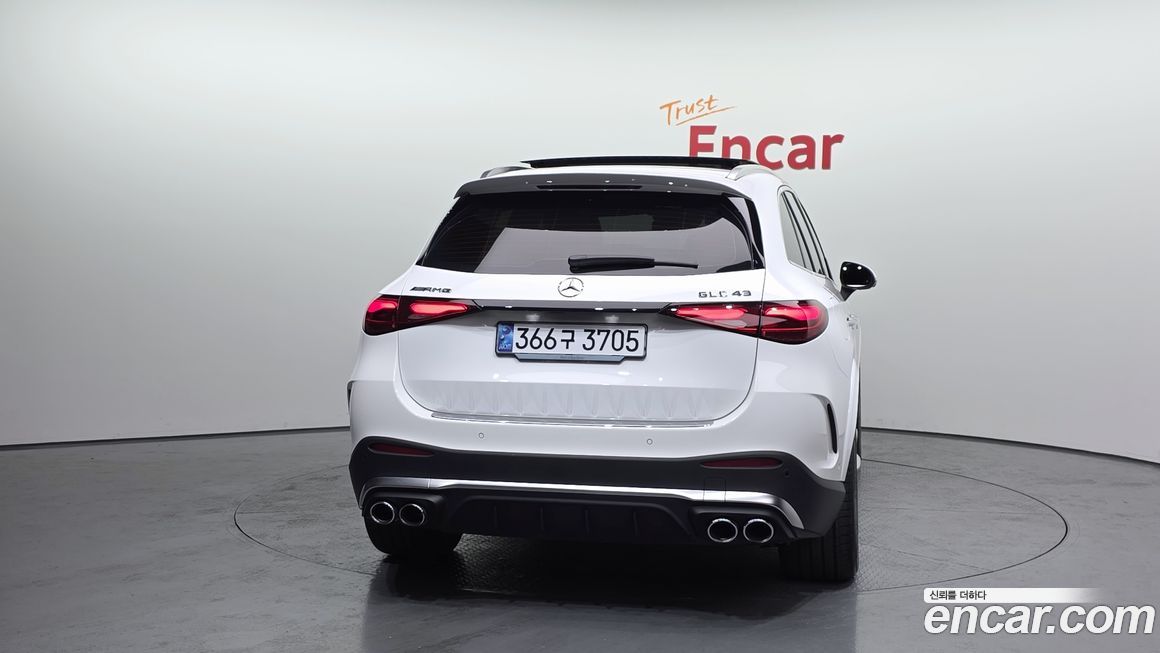 Mercedes-Benz GLC-Class 2024