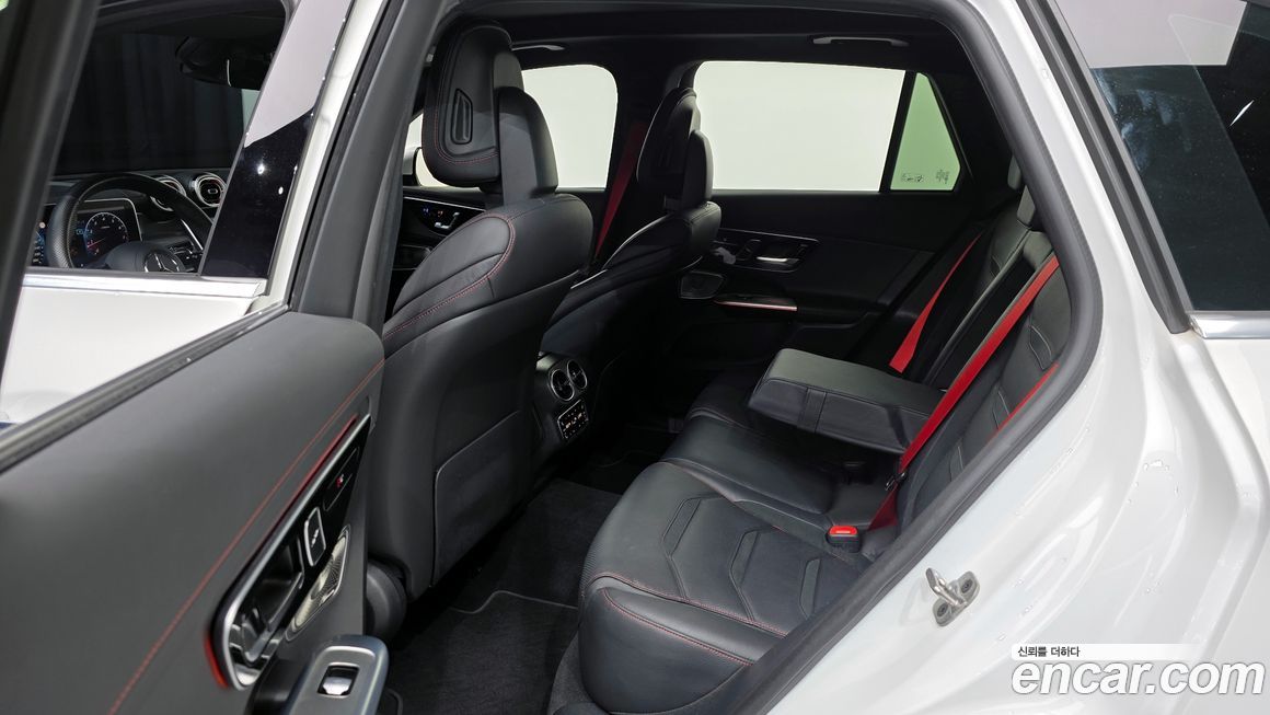 Mercedes-Benz GLC-Class 2024