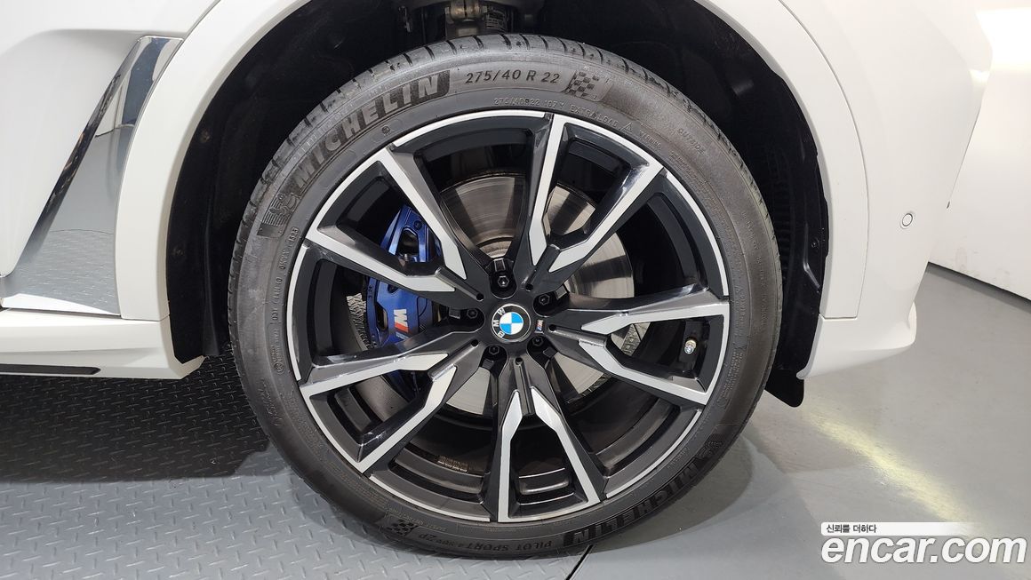 BMW X7 2022