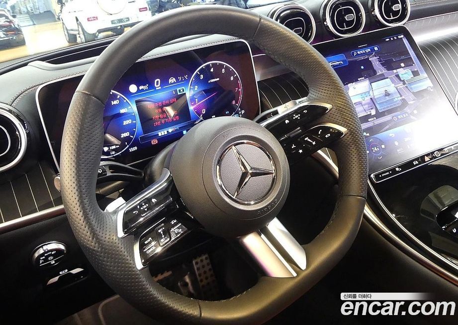 Mercedes-Benz GLC-Class 2024