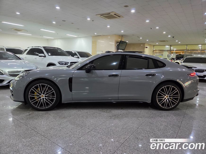 Porsche Panamera 2018