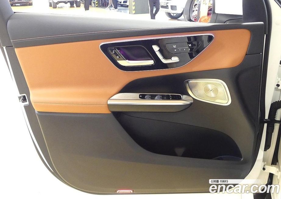 Mercedes-Benz GLC-Class 2024