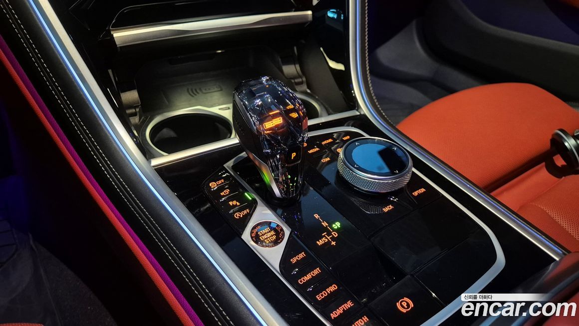 BMW 8-Series 2022