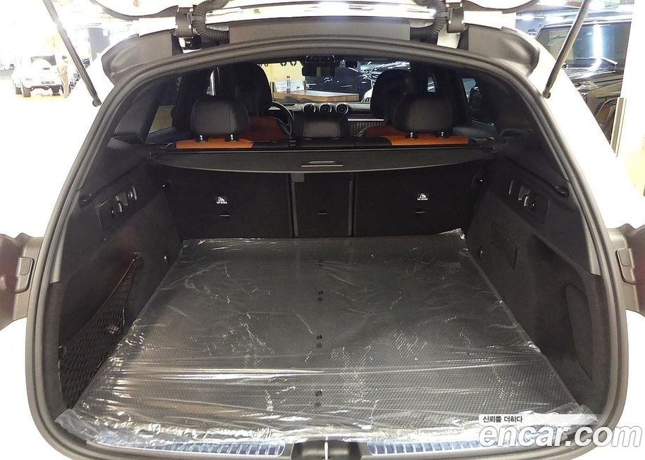 Mercedes-Benz GLC-Class 2024