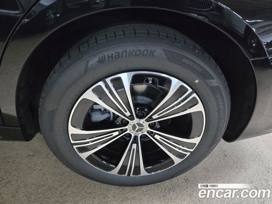 Mercedes-Benz E-Class 2026