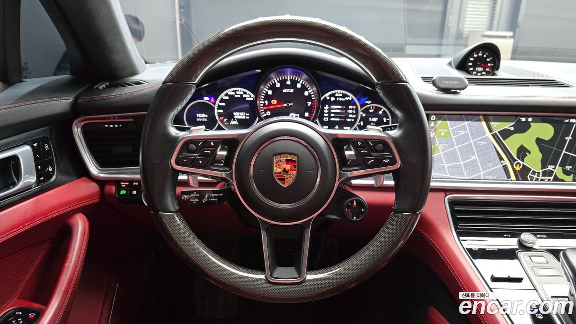 Porsche Panamera 2019