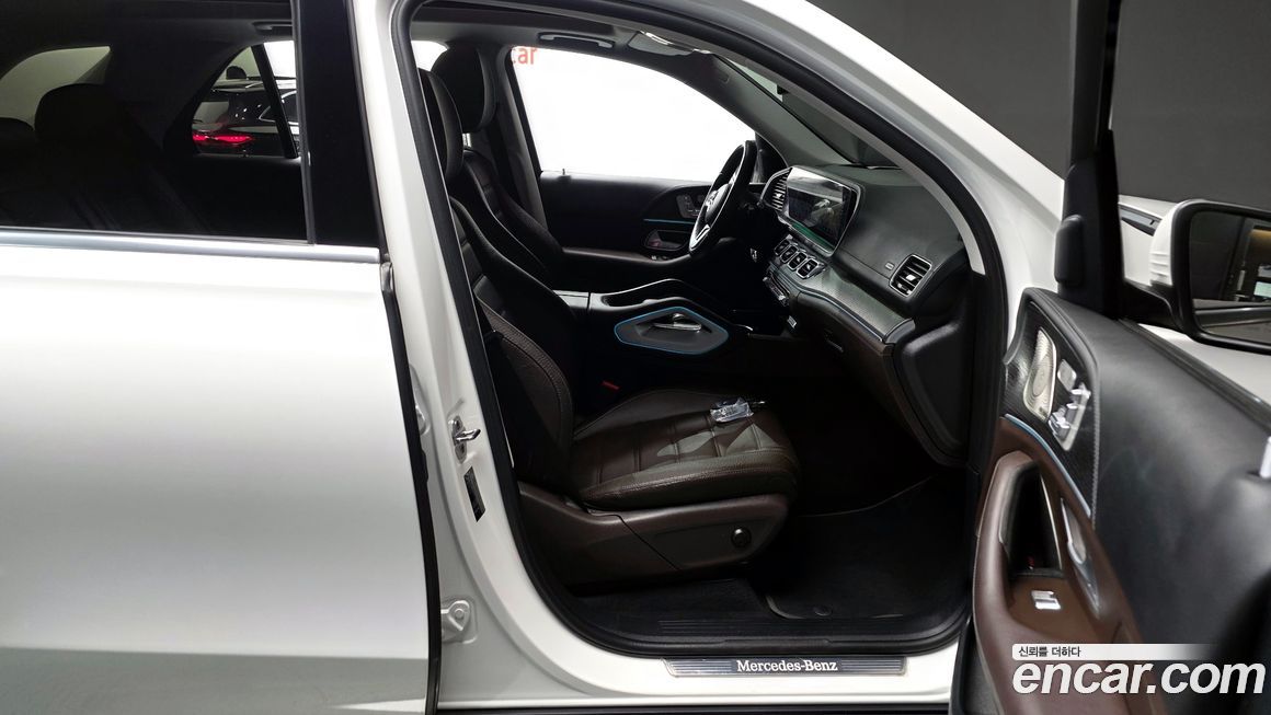 Mercedes-Benz GLE-Class 2023