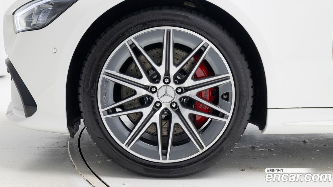 Mercedes-Benz AMG GT 2023