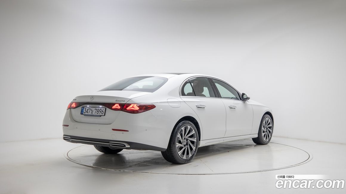 Mercedes-Benz E-Class 2026