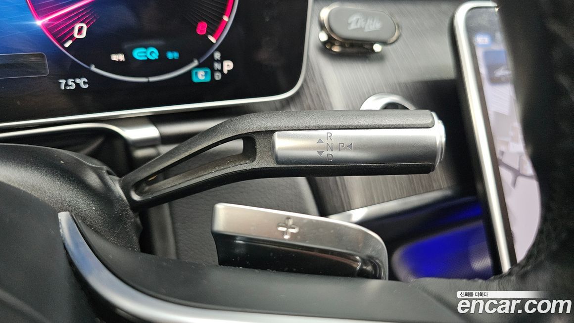 Mercedes-Benz S-Class 2022