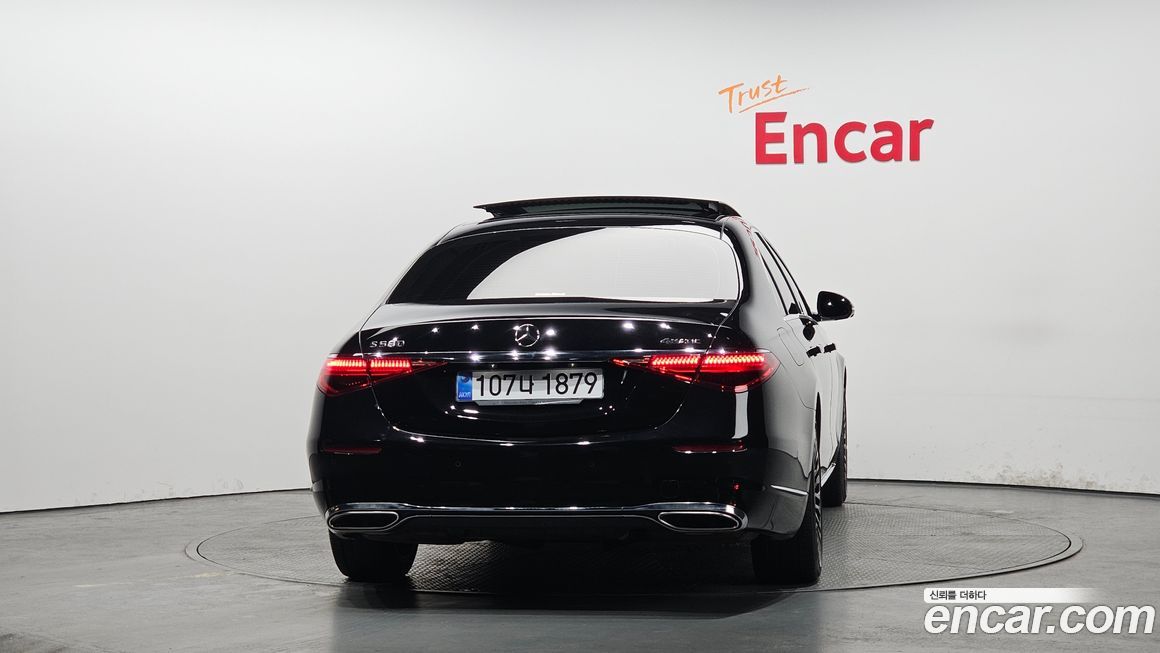 Mercedes-Benz S-Class 2022