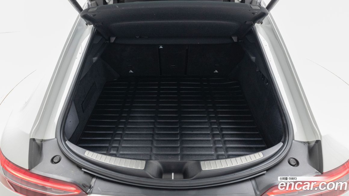 Mercedes-Benz AMG GT 2023