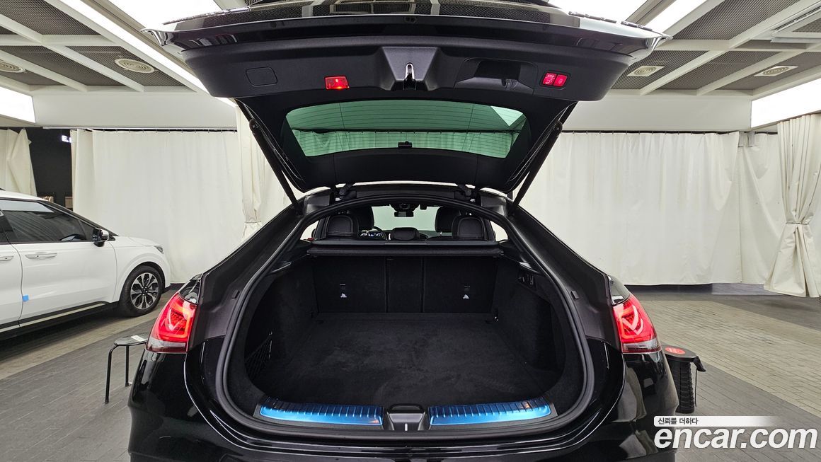 Mercedes-Benz GLE-Class 2021