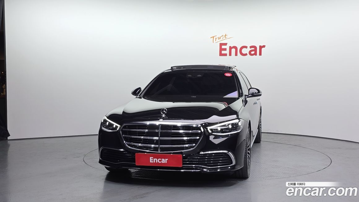 Mercedes-Benz S-Class 2021