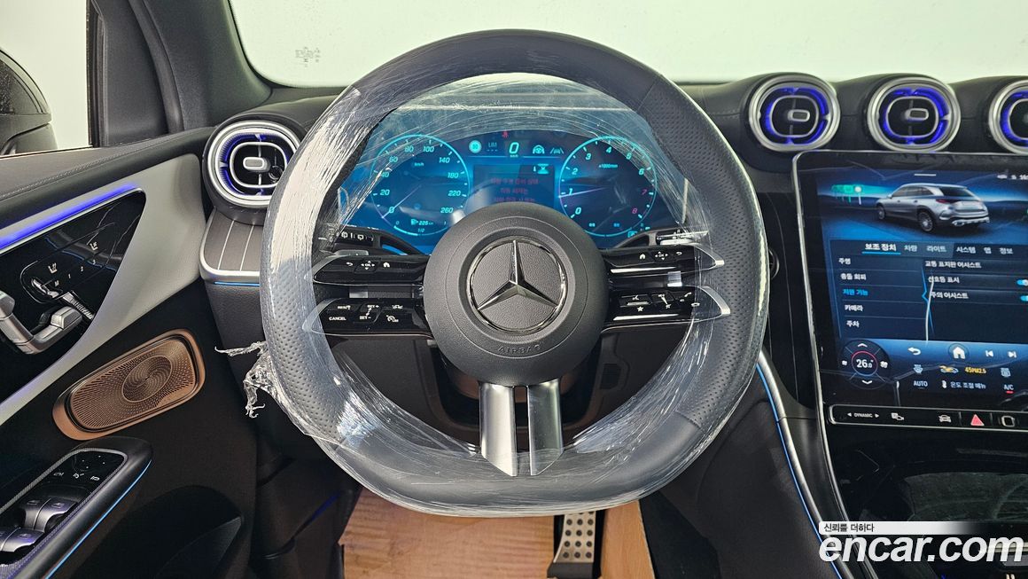 Mercedes-Benz GLC-Class 2026