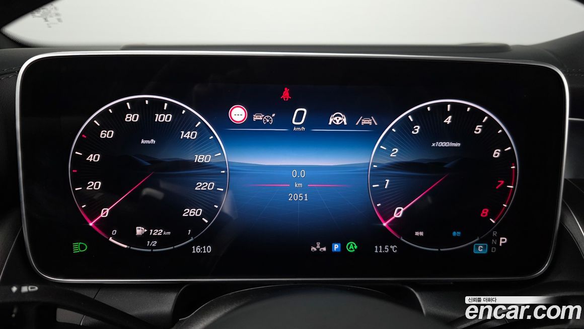 Mercedes-Benz GLC-Class 2025